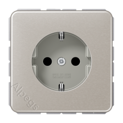 CD1520PT Штепсельная розетка SCHUKO 16A 250V ; платина