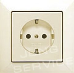 EP421 Штепсельная розетка SCHUKO 16A 250V  с заземлением; слоновая кость