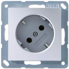 A520-45AL Штепсельная розетка SCHUKO 16A 250V  ; угол наклона 45 °; алюминий