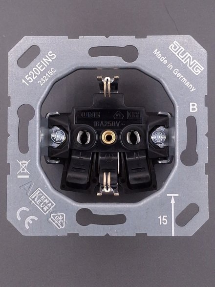 SCHUKO-розетка 16 A / 250 B