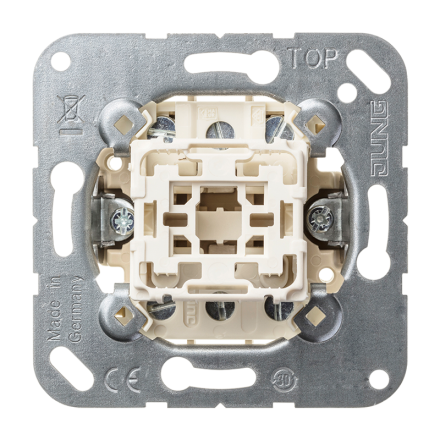 533-2U Кнопка двухполюсная с переключающими контактами
