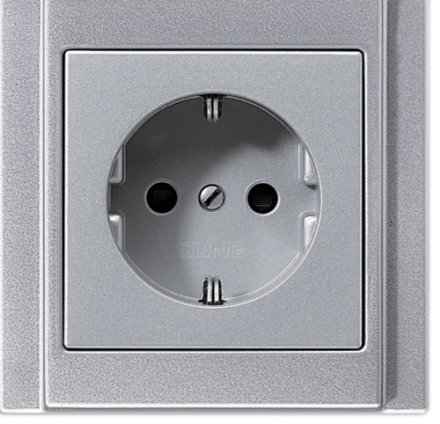A520AL Штепсельная розетка SCHUKO 16A 250V ; алюминий