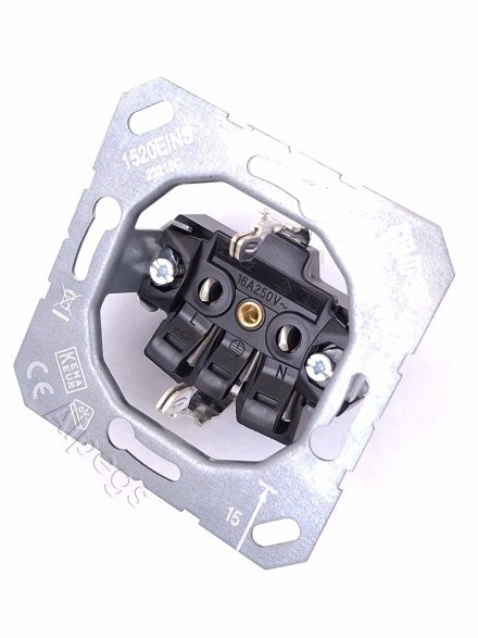 SCHUKO-розетка 16 A / 250 B